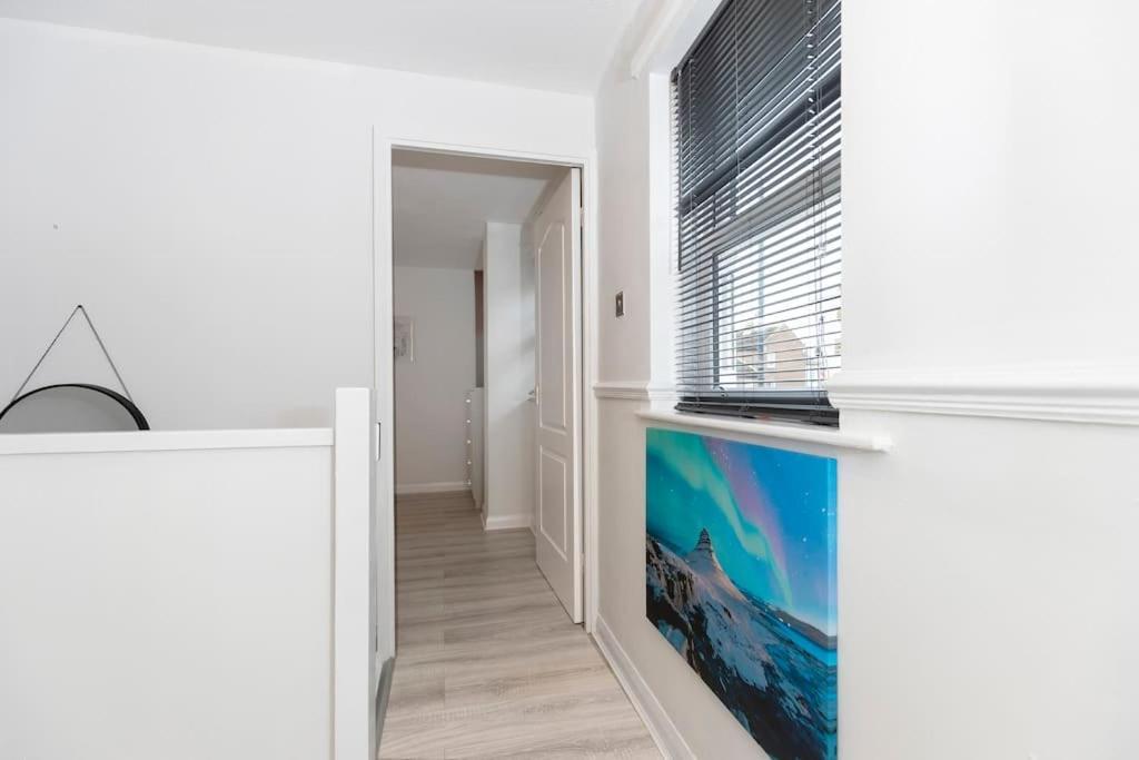 In The Heart Of It! Vila Stokesley Exterior foto